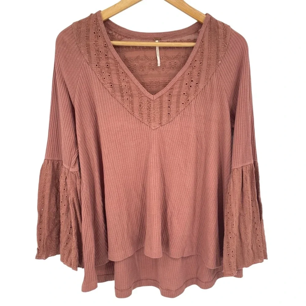 Free People Parisian Nights Rose Ribbed Bell Sleeve Eyelet Top Womens Small Boho